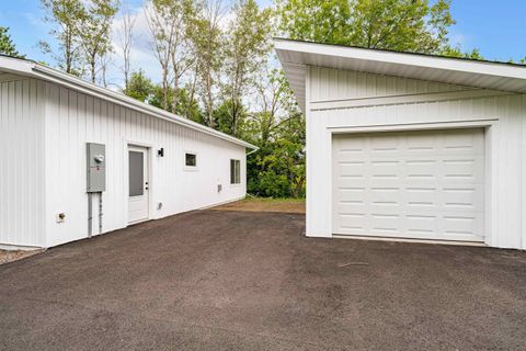 Tiny photo for 14 W Linden St, Duluth, MN 55811 (MLS # 6123025)