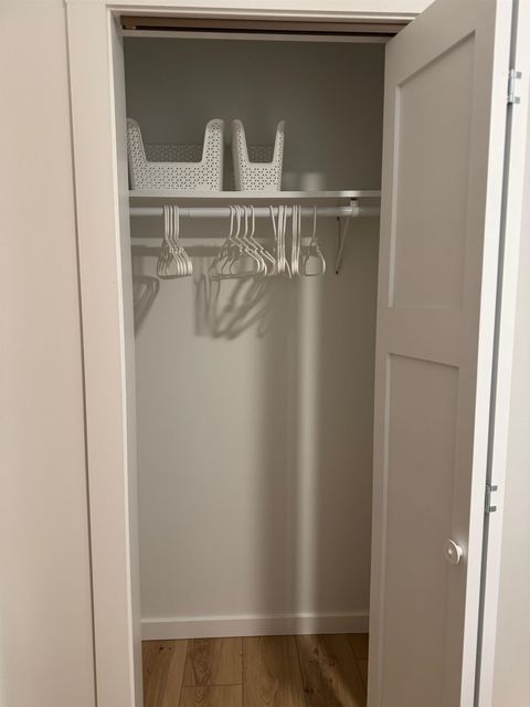 Tiny photo for 14 W Linden St, Duluth, MN 55811 (MLS # 6123025)