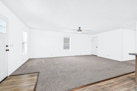 Tiny photo for 306 W Palm St, Duluth, MN 55811 (MLS # 6125922)