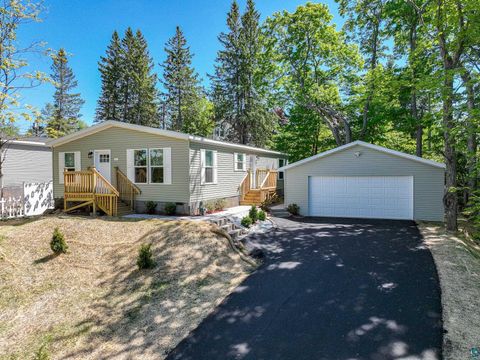Tiny photo for 306 W Palm St, Duluth, MN 55811 (MLS # 6125922)