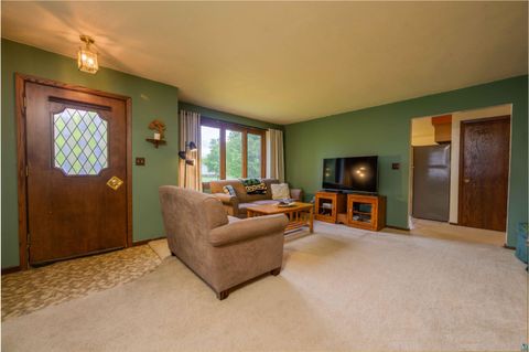 Tiny photo for 827 Almac Dr, Proctor, MN 55810 (MLS # 6126205)