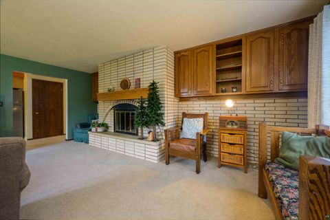 Tiny photo for 827 Almac Dr, Proctor, MN 55810 (MLS # 6126205)