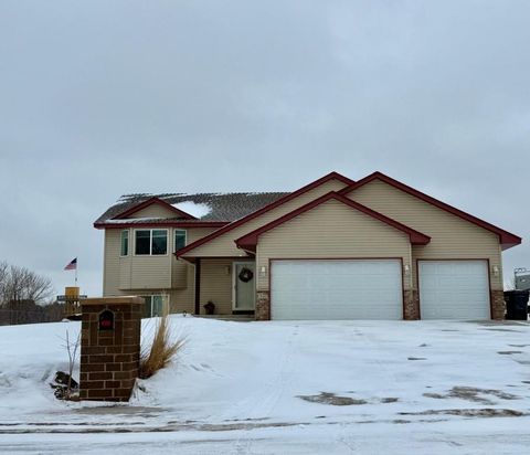 Photo of 310 Fawn Meadows Way NE, Pine City, MN 55063 (MLS # 6123572)