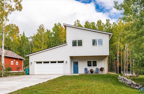 Photo of 2828 Snowy Owl Cr CIR, Duluth, MN 55804 (MLS # 6128266)
