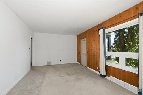 Tiny photo for 11 S 51st Ave E AVE, Duluth, MN 55804 (MLS # 6127716)