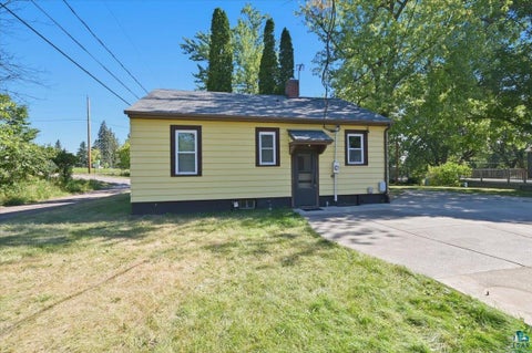 Tiny photo for 11 S 51st Ave E AVE, Duluth, MN 55804 (MLS # 6127716)