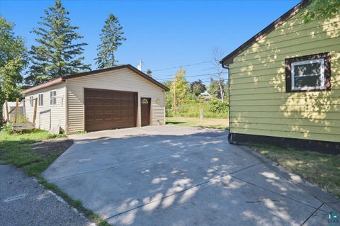 Tiny photo for 11 S 51st Ave E AVE, Duluth, MN 55804 (MLS # 6127716)