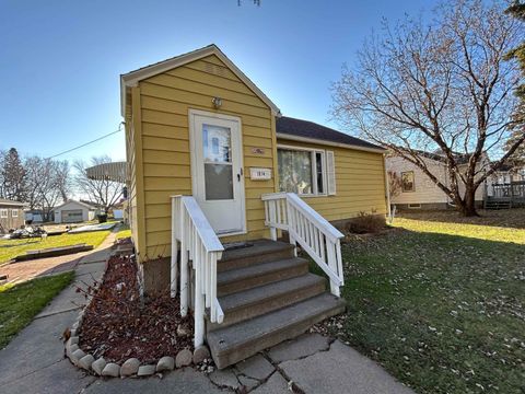 Photo of 1514 S 12th St, Virginia, MN 55792 (MLS # 6122989)