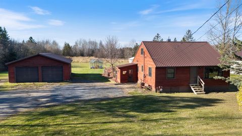 Photo of 4057 Highway 11 St, International Falls, MN 56649 (MLS # 6122749)