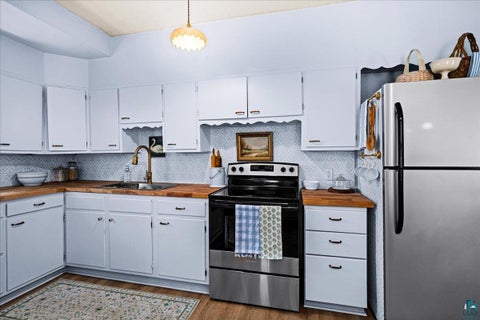 Tiny photo for 202 Ashland Ave, Carlton, MN 55718 (MLS # 6126754)