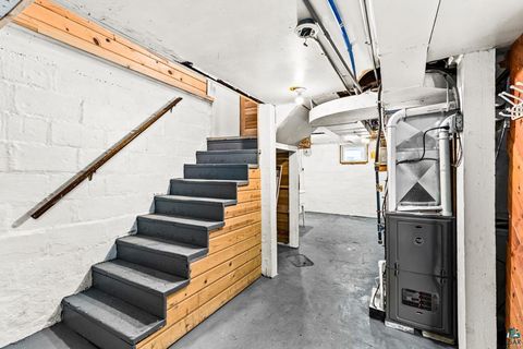 Tiny photo for 3916 W 4th Street, Duluth, MN 55807 (MLS # 6124213)