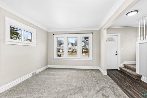 Tiny photo for 3916 W 4th Street, Duluth, MN 55807 (MLS # 6124213)