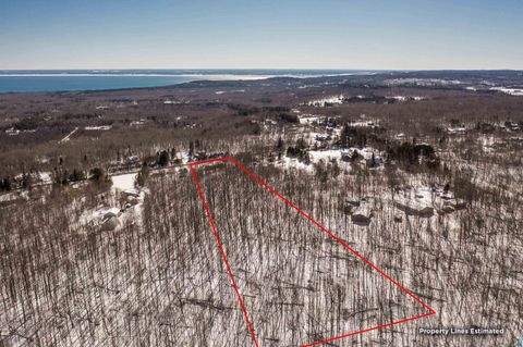 Tiny photo for 3273 Strand Rd, Duluth, MN 55803 (MLS # 6124012)