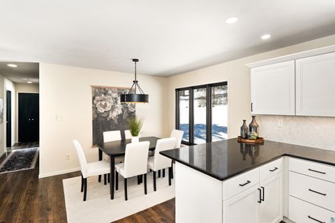 Tiny photo for 3273 Strand Rd, Duluth, MN 55803 (MLS # 6124012)