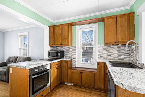 Tiny photo for 915 N 13th Ave E Ave, Duluth, MN 55805 (MLS # 6123221)