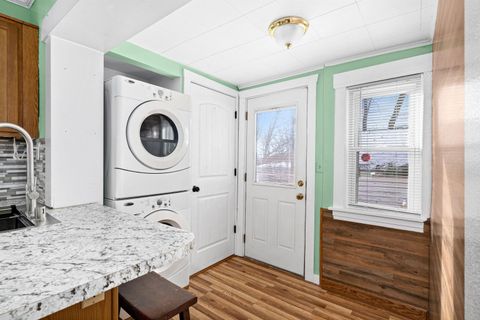 Tiny photo for 915 N 13th Ave E Ave, Duluth, MN 55805 (MLS # 6123221)