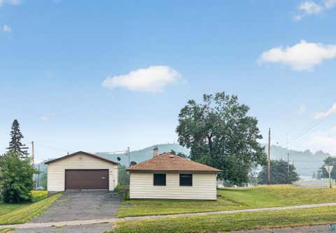 Photo of 16 Carter Ln, Silver Bay, MN 55614 (MLS # 6126802)
