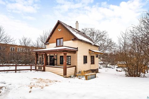 Tiny photo for 706 E 11th St, Duluth, MN 55805 (MLS # 6123969)