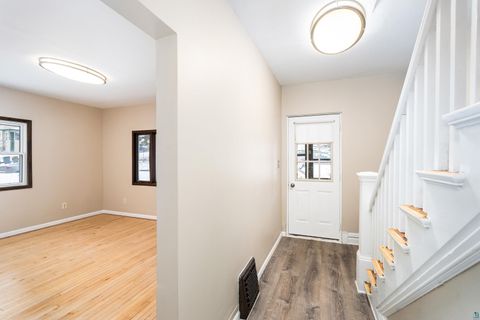 Tiny photo for 706 E 11th St, Duluth, MN 55805 (MLS # 6123969)