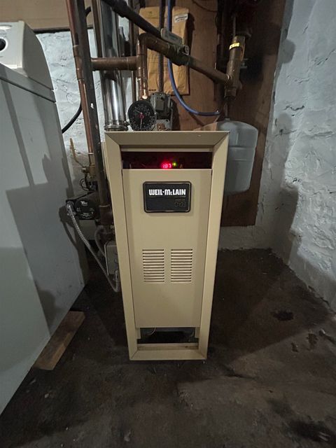 Tiny photo for 616 E 6th St, Duluth, MN 55805 (MLS # 6123248)