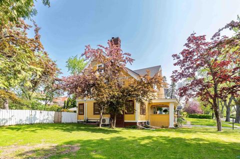 Tiny photo for 2415 E 2nd St, Duluth, MN 55812 (MLS # 6123885)