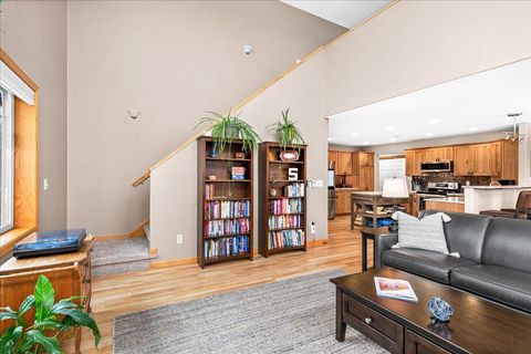 Tiny photo for 5224 Falcon Dr, Hermantown, MN 55811 (MLS # 6123580)