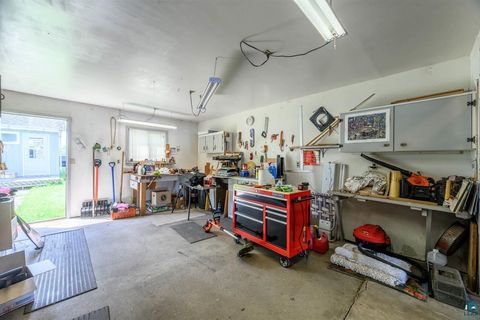 Tiny photo for 204 W 1st Ave, Keewatin, MN 55753 (MLS # 6126107)