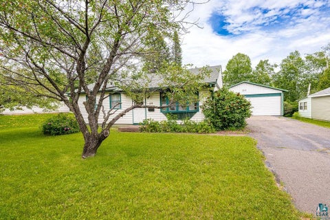 Tiny photo for 20 Davis Dr, Silver Bay, MN 55614 (MLS # 6127107)