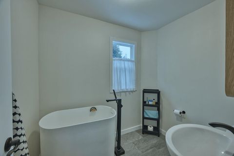 Tiny photo for 1521 15th Ave E Ave, Hibbing, MN 55746 (MLS # 6123369)