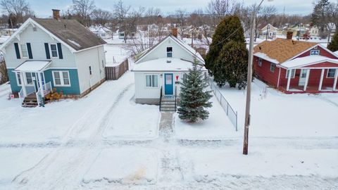 Tiny photo for 1521 15th Ave E Ave, Hibbing, MN 55746 (MLS # 6123369)