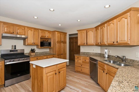 Tiny photo for 5006 8th Ave, Duluth, MN 55803 (MLS # 6127993)