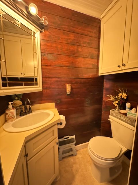 Tiny photo for 210 N Court Ave, Sandstone, MN 55072 (MLS # 6123314)