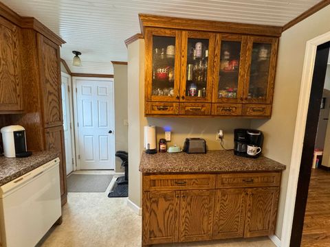 Tiny photo for 210 N Court Ave, Sandstone, MN 55072 (MLS # 6123314)