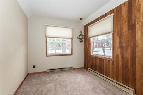Tiny photo for 145 Waverly Pl, Duluth, MN 55803 (MLS # 6123164)