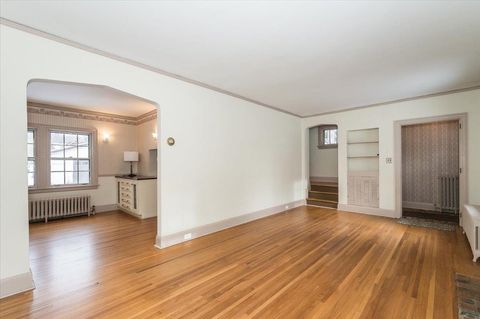 Tiny photo for 145 Waverly Pl, Duluth, MN 55803 (MLS # 6123164)