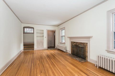 Tiny photo for 145 Waverly Pl, Duluth, MN 55803 (MLS # 6123164)