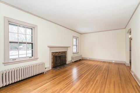 Tiny photo for 145 Waverly Pl, Duluth, MN 55803 (MLS # 6123164)