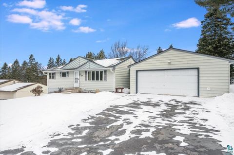 Photo of 129 Artavia St, Duluth, MN 55811 (MLS # 6124389)