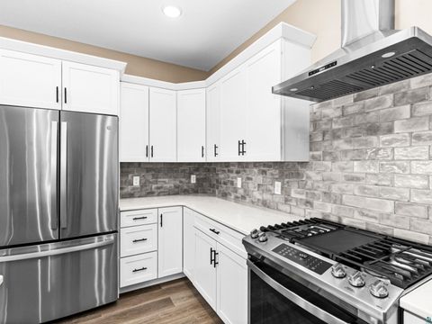 Tiny photo for 219 Coffee Creek Blvd, Duluth, MN 55811 (MLS # 6124908)