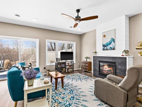 Tiny photo for 219 Coffee Creek Blvd, Duluth, MN 55811 (MLS # 6124908)
