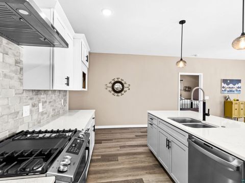 Tiny photo for 219 Coffee Creek Blvd, Duluth, MN 55811 (MLS # 6124908)