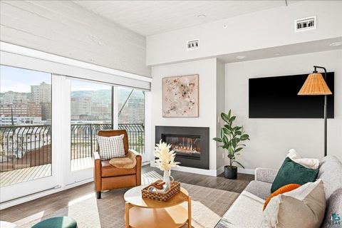 Tiny photo for 325 Lake Ave S Ave #611, Duluth, MN 55802 (MLS # 6125648)