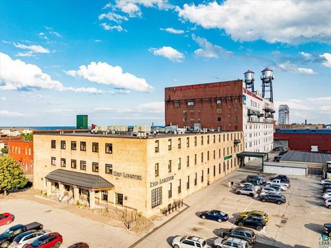 Tiny photo for 325 Lake Ave S Ave #611, Duluth, MN 55802 (MLS # 6125648)