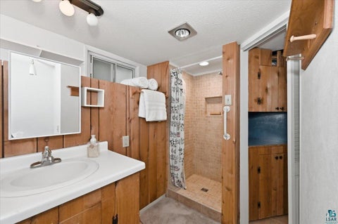 Tiny photo for 130 Laurie St, Duluth, MN 55803 (MLS # 6127676)