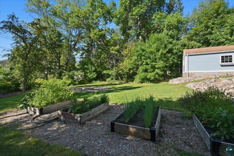 Tiny photo for 130 Laurie St, Duluth, MN 55803 (MLS # 6127676)