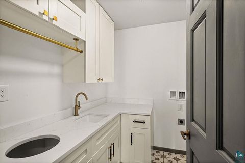 Tiny photo for 2207 Heather Ave, Duluth, MN 55803 (MLS # 6124822)
