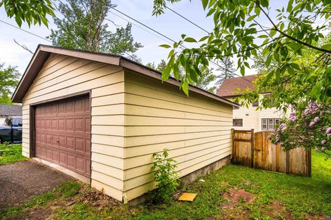 Tiny photo for 2001 E 9th St, Duluth, MN 55812 (MLS # 6125929)