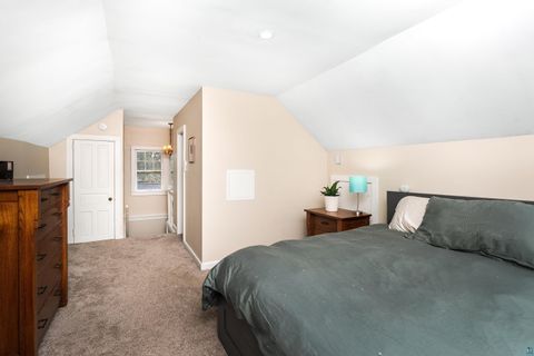 Tiny photo for 2001 E 9th St, Duluth, MN 55812 (MLS # 6125929)