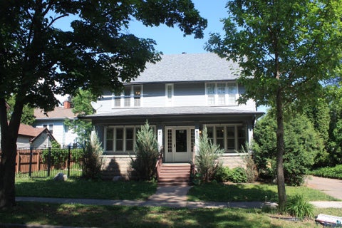 Photo of 415 3rd Ave, Eau Claire, WI 54703 (MLS # 6128424)
