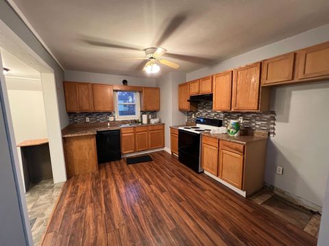 Tiny photo for 2902 2nd Ave E Ave, Hibbing, MN 55746 (MLS # 6123016)